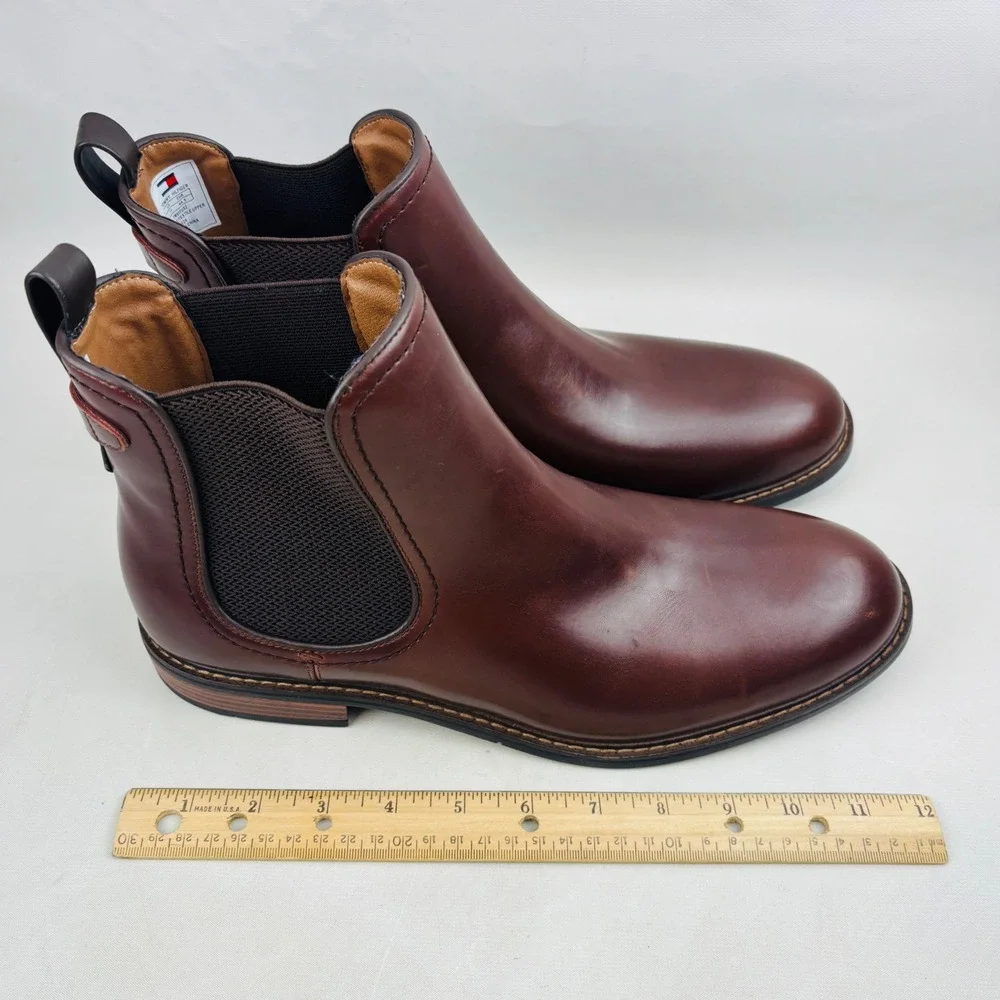 Tommy Hilfiger Vitus Chelsea Boot Mens 11 Brown Pull On Ankle Boots TMVITUS2